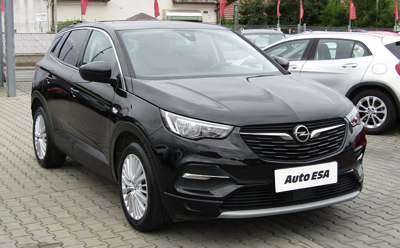 Opel Grandland X 1.2T Innovation