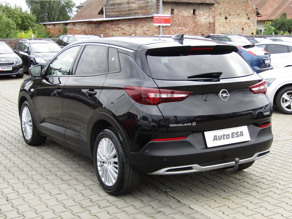 Opel Grandland X 1.2T Innovation