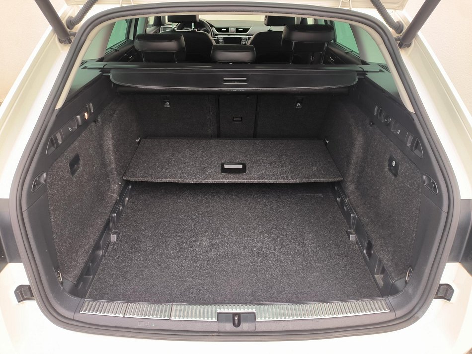 Škoda Superb III 2.0TDI L&K 4x4