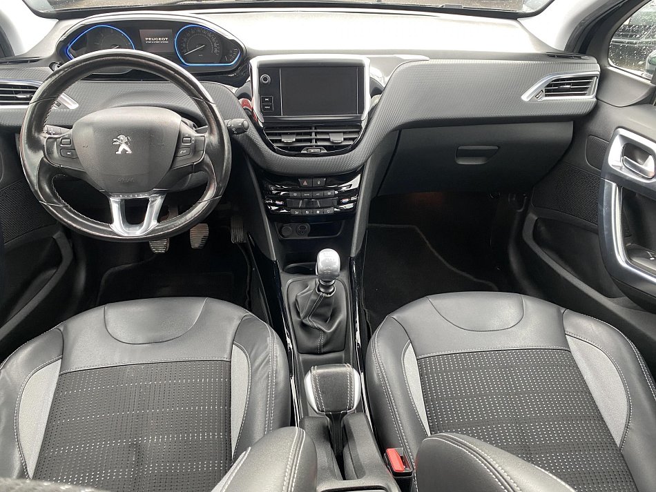 Peugeot 2008 1.6 HDi Allure