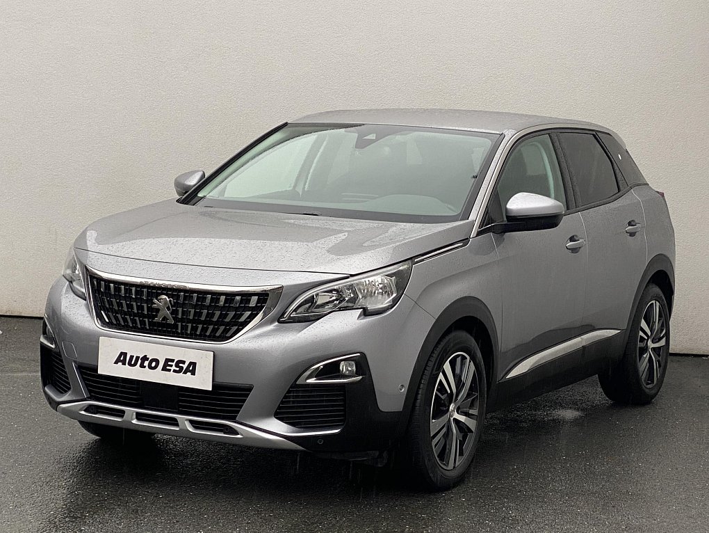 Peugeot 3008 1.2 PT Allure