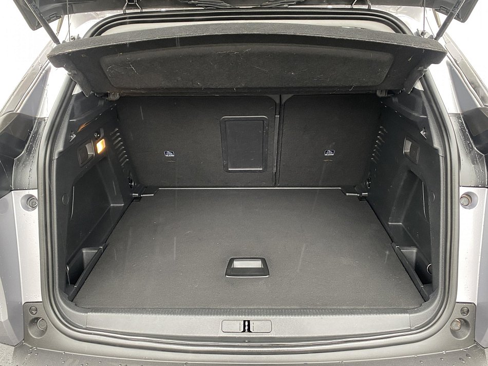 Peugeot 3008 1.2 PT Allure