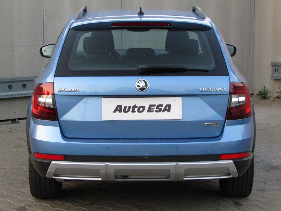 Škoda Octavia III 2.0TDi Scout 4x4