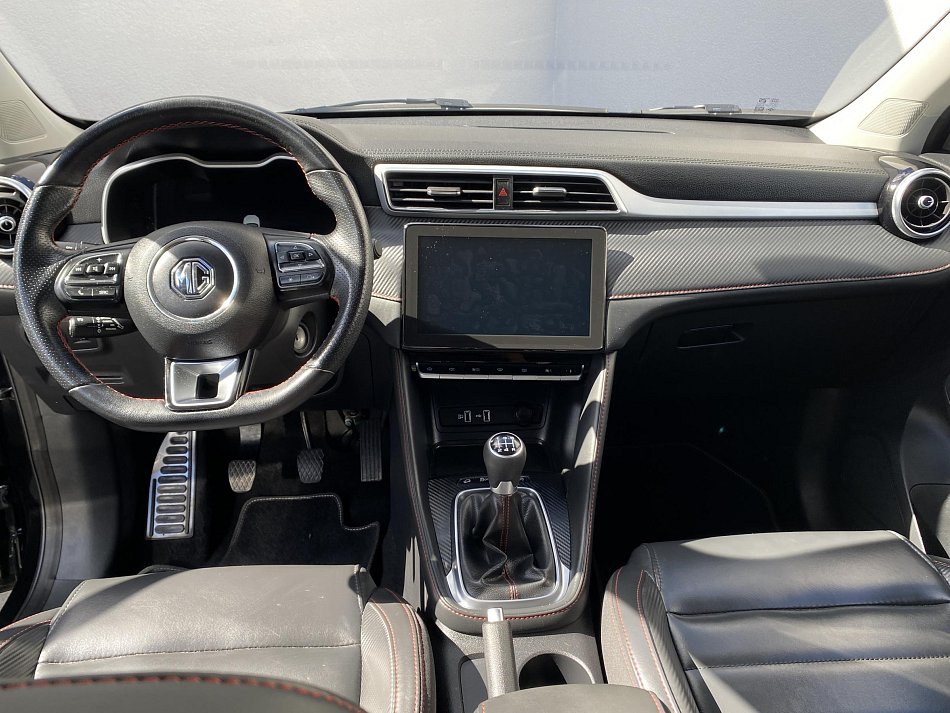 MG ZS 1.5 DVVT Luxury