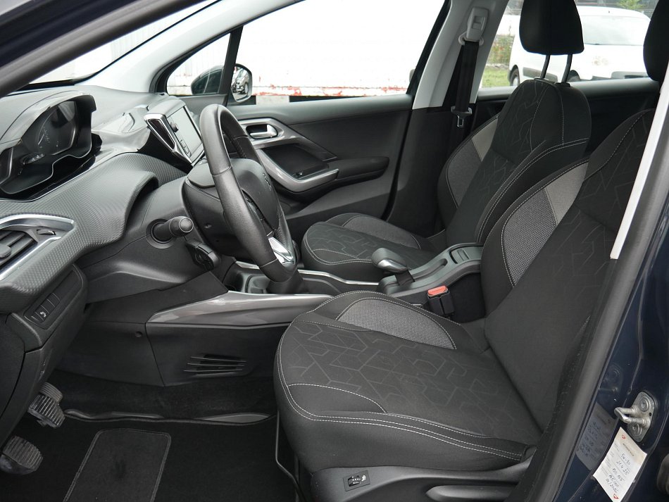 Peugeot 2008 1.2 PT Active