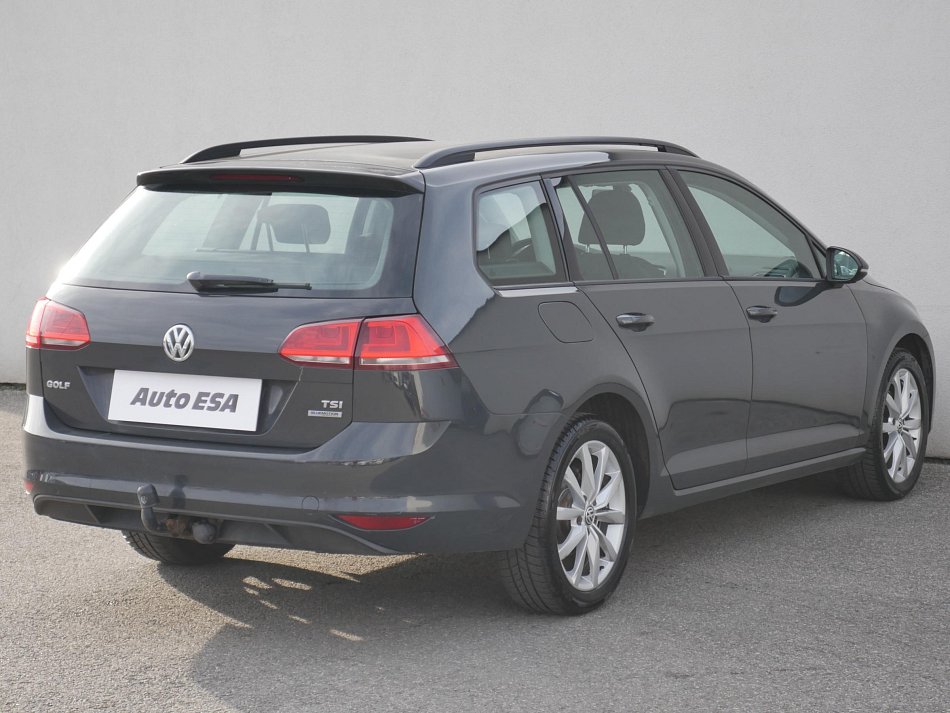 Volkswagen Golf 1.2TSI 