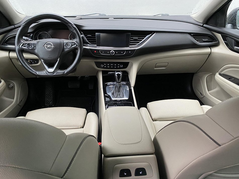 Opel Insignia 2.0CDTI 