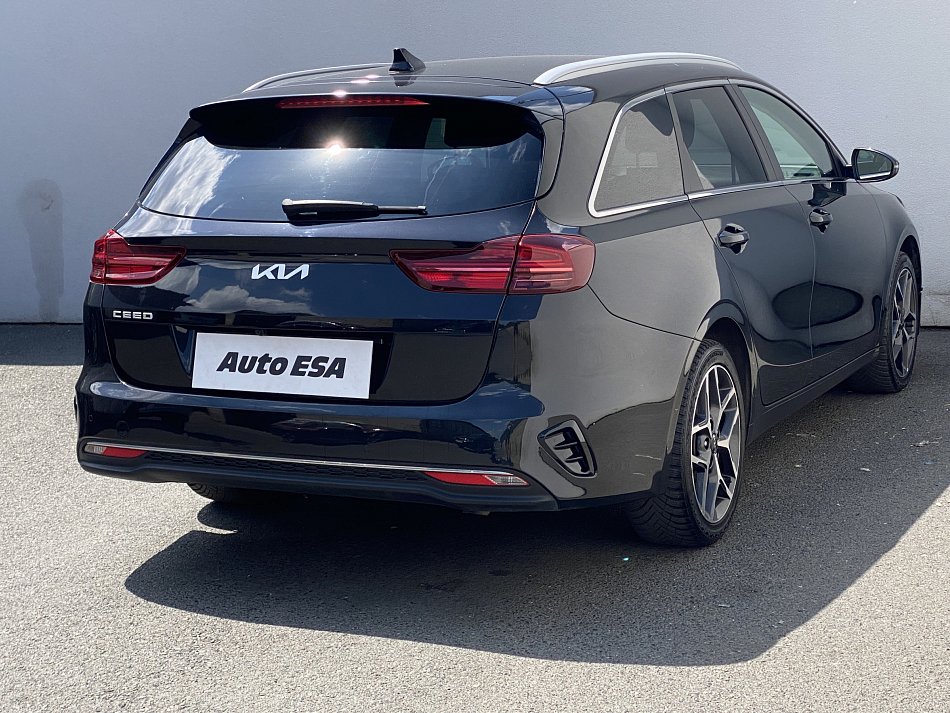 Kia Ceed 1.5 T-GDi TOP SW