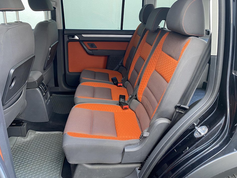 Volkswagen Touran 1.4 TSi 