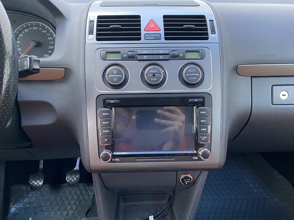 Volkswagen Touran 1.4 TSi 