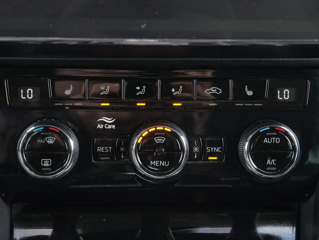 Škoda Superb III 2.0 TDi Style