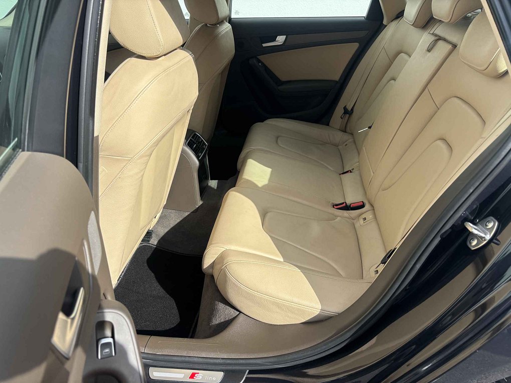 Audi A4 2.0 TDi 