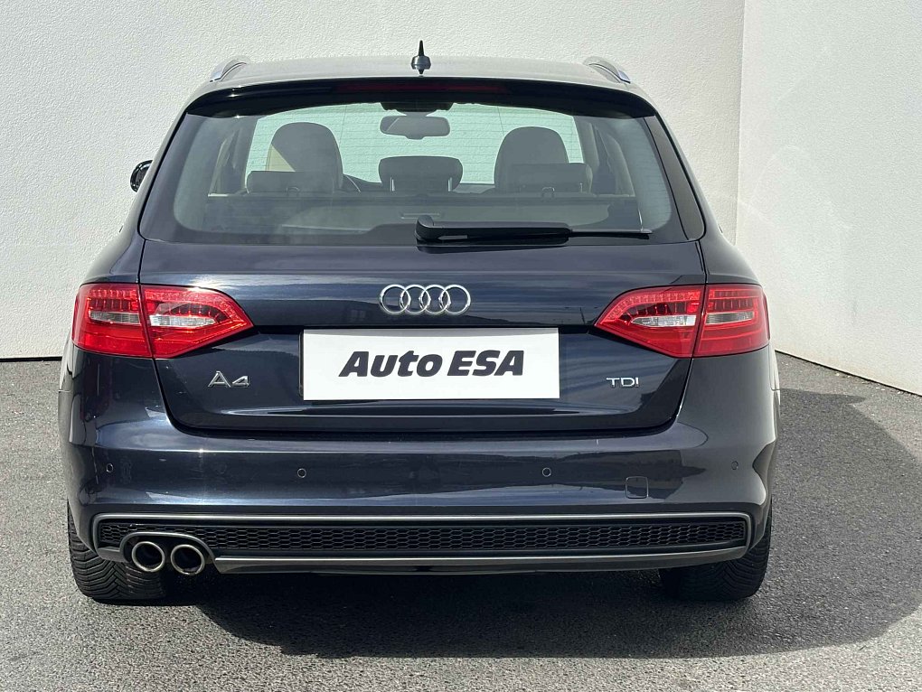Audi A4 2.0 TDi 