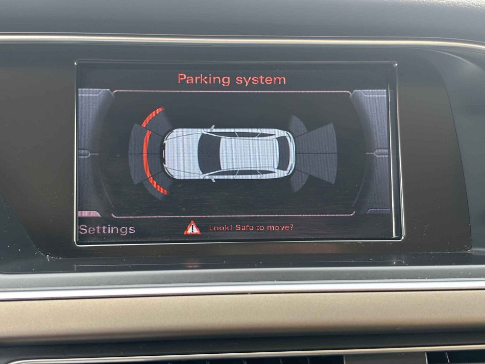 Audi A4 2.0 TDi 