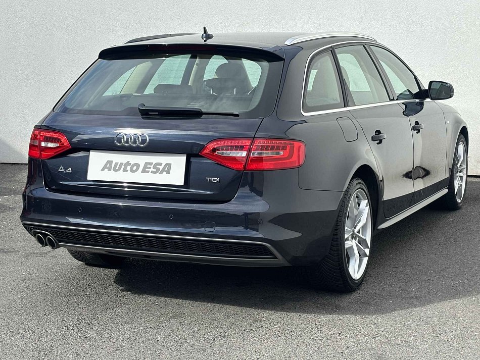 Audi A4 2.0 TDi 