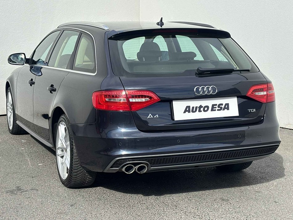 Audi A4 2.0 TDi 