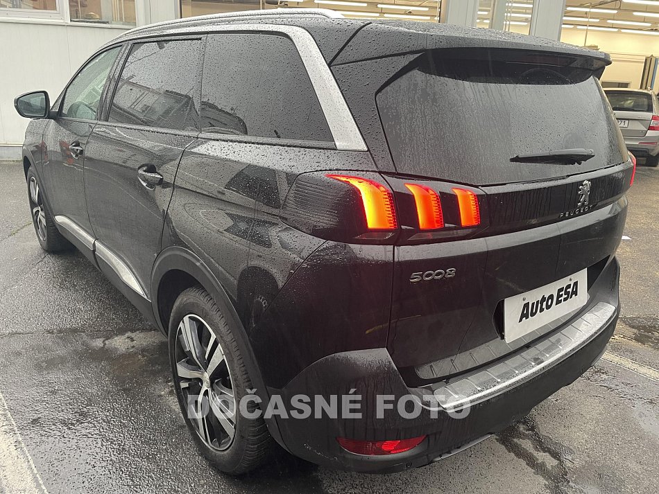 Peugeot 5008 1.5HDi 