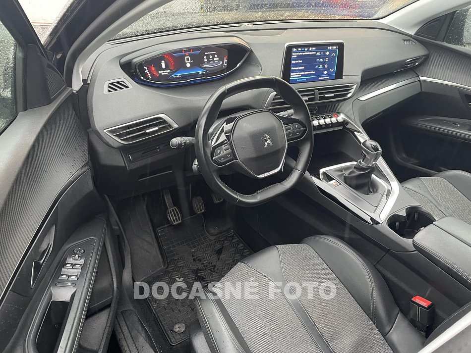 Peugeot 5008 1.5HDi 