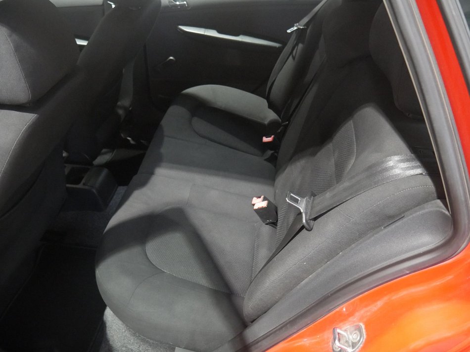 Škoda Fabia I 1.4i Ambiente