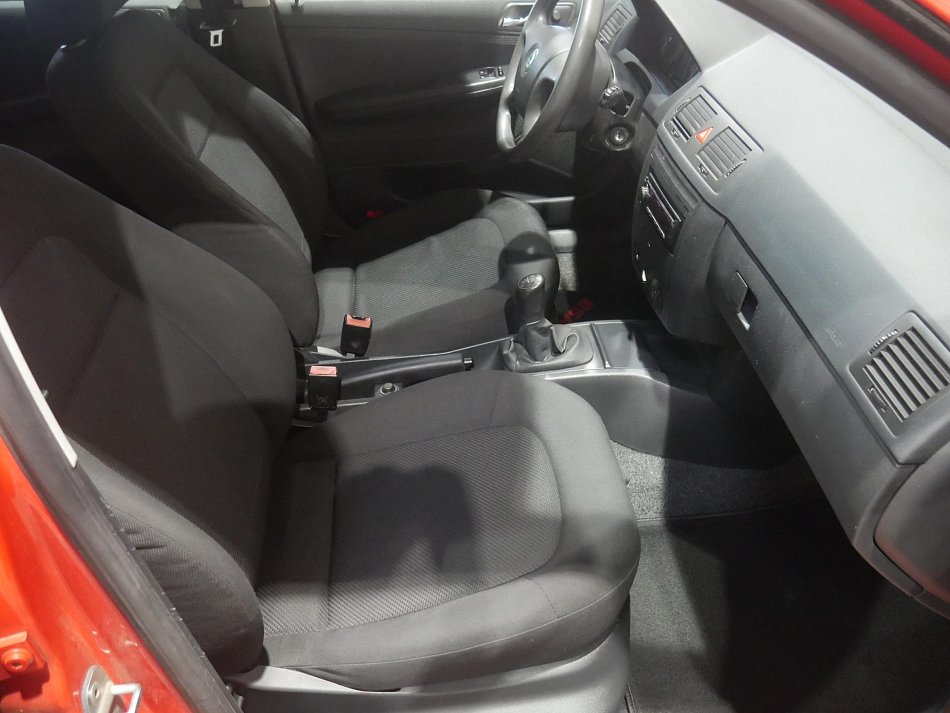 Škoda Fabia I 1.4i Ambiente