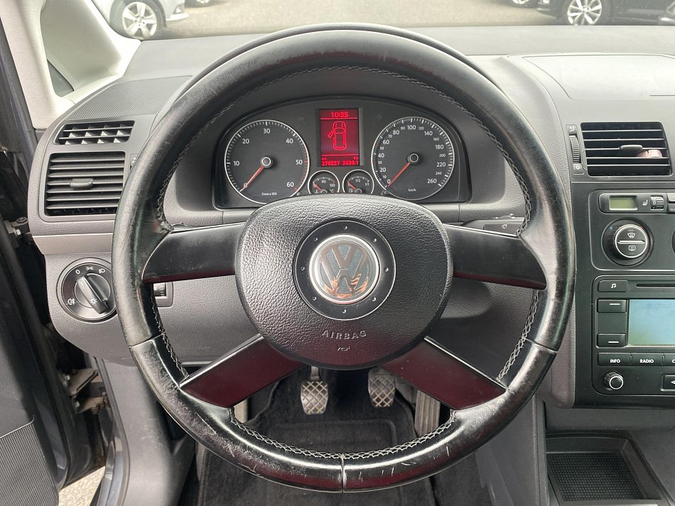 Volkswagen Touran 1.9TDi 