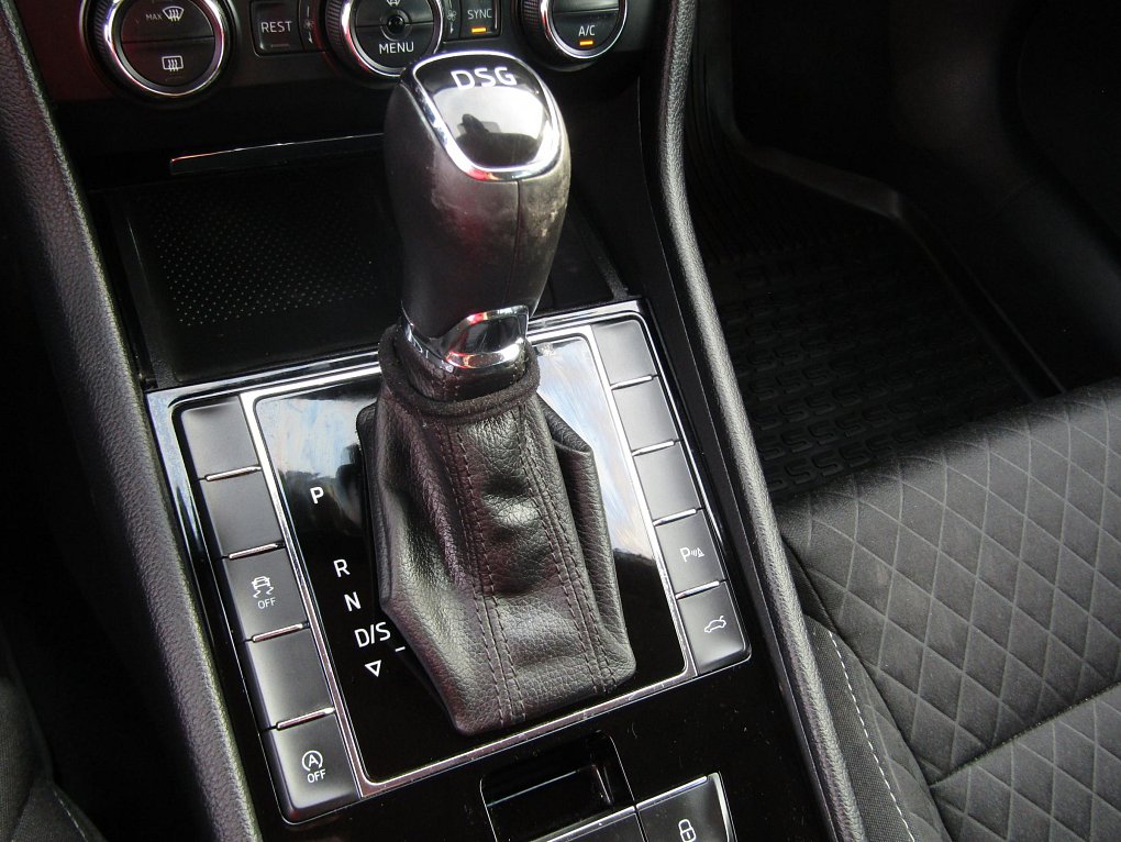 Škoda Superb III 2.0 TDi Style