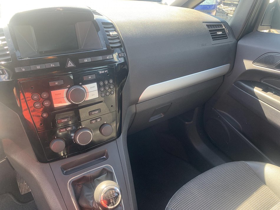Opel Zafira 1.8i 