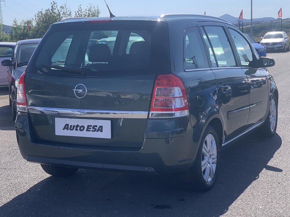 Opel Zafira 1.8i 