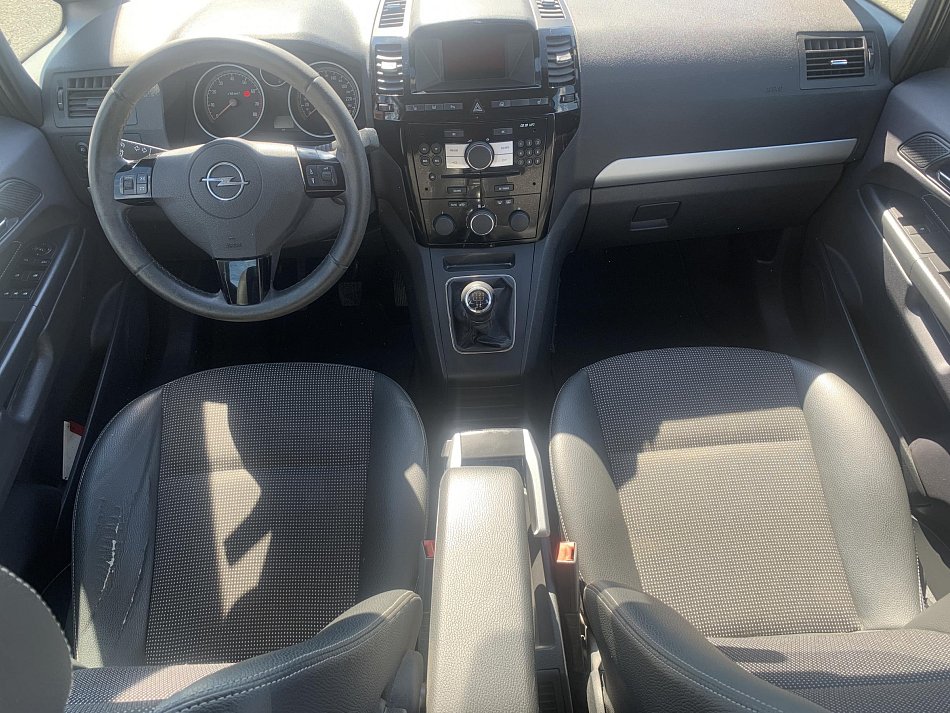 Opel Zafira 1.8i 