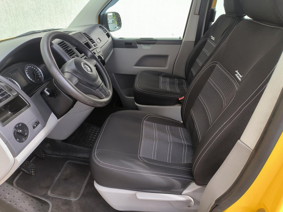 Volkswagen Transporter 2.0TDi  5míst