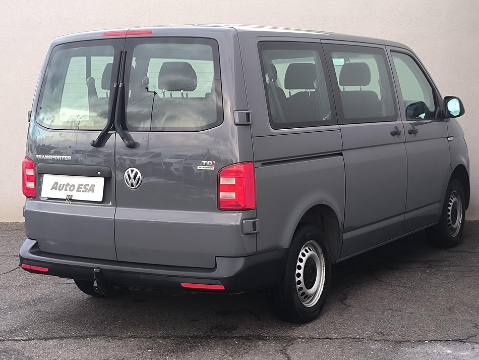 Volkswagen Transporter 2.0TDi  T6 9míst