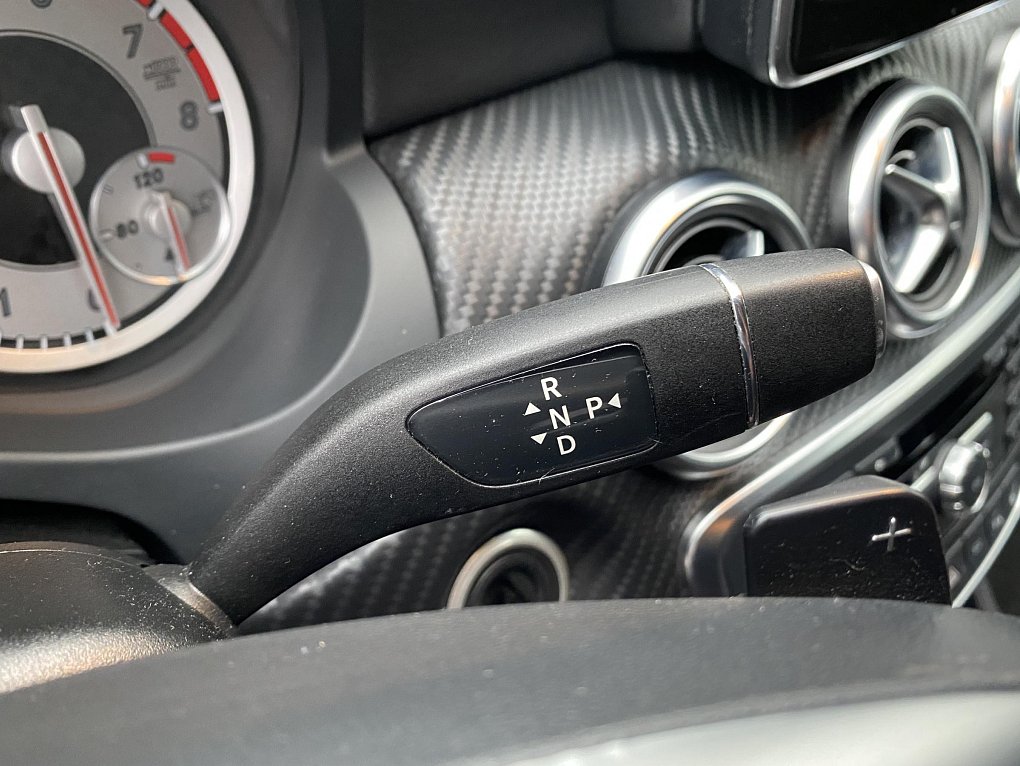 Mercedes-Benz Třída A 2.0 i  A250 AMG paket