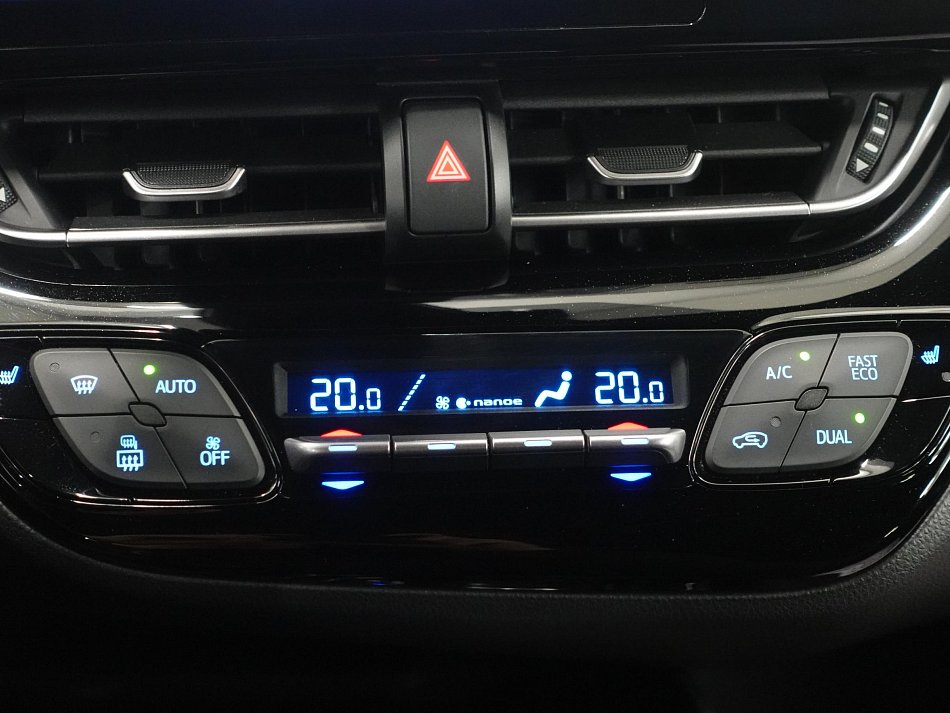 Toyota C-HR 1.2 T Executive 4x4