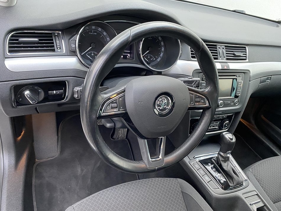 Škoda Superb II 2.0 TDi Exclusive