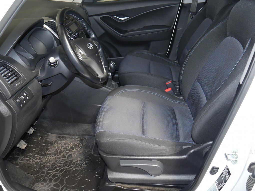 Hyundai Ix20 1.4i 