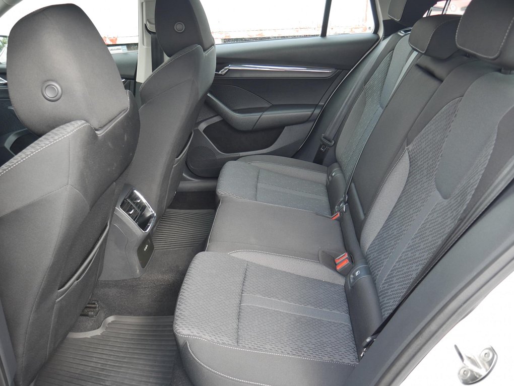 Škoda Octavia IV 2.0 TDi Style