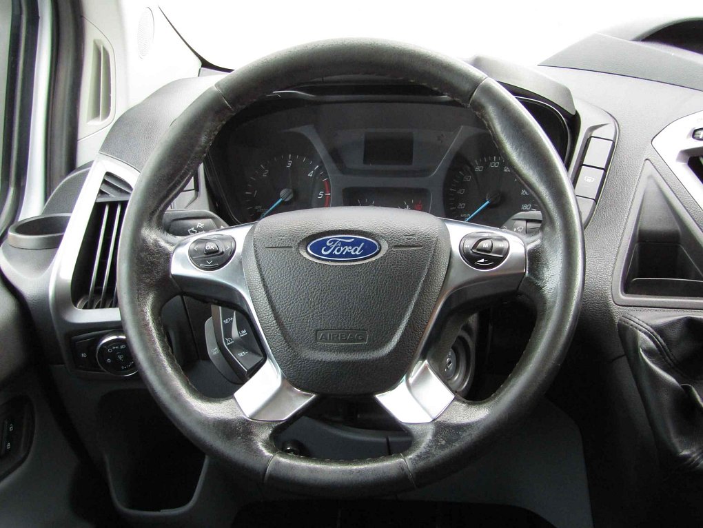 Ford Transit Custom 2.0TDCi Trend L2H1 6míst