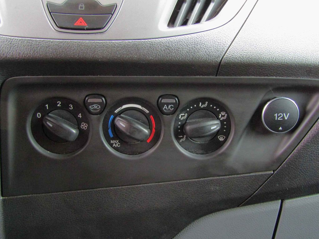 Ford Transit Custom 2.0TDCi Trend L2H1 6míst