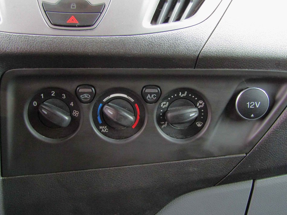 Ford Transit Custom 2.0TDCi Trend L2H1 6míst