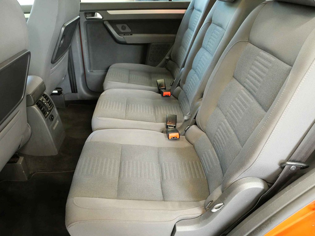 Volkswagen Touran 1.4 TSI 