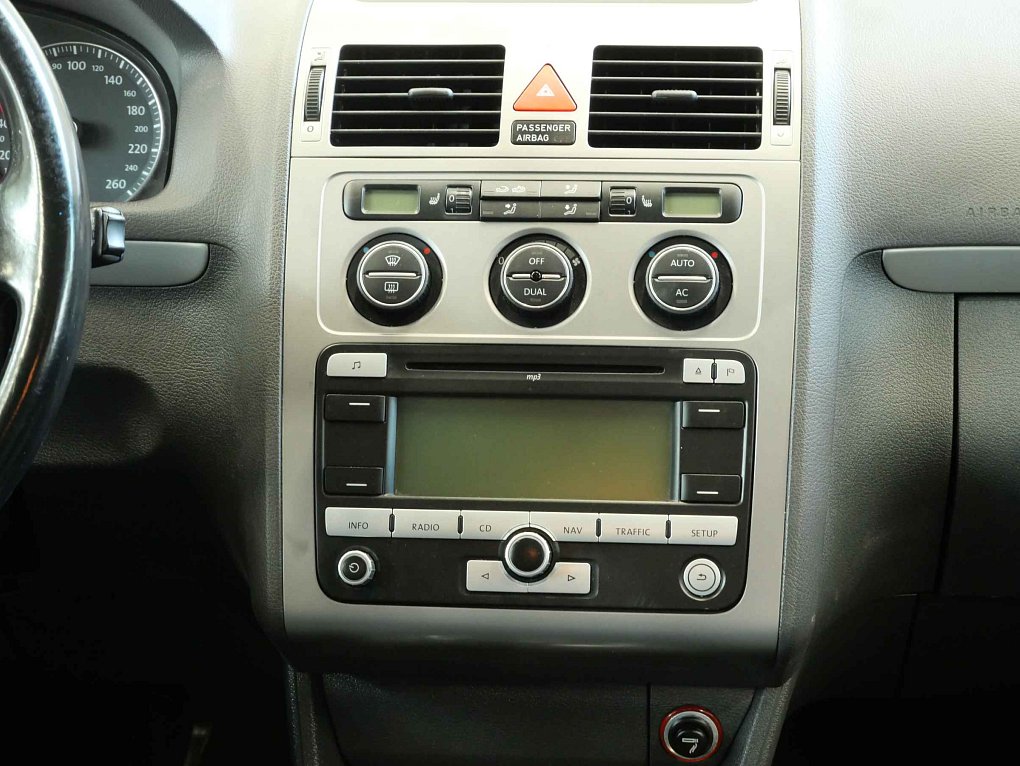 Volkswagen Touran 1.4 TSI 