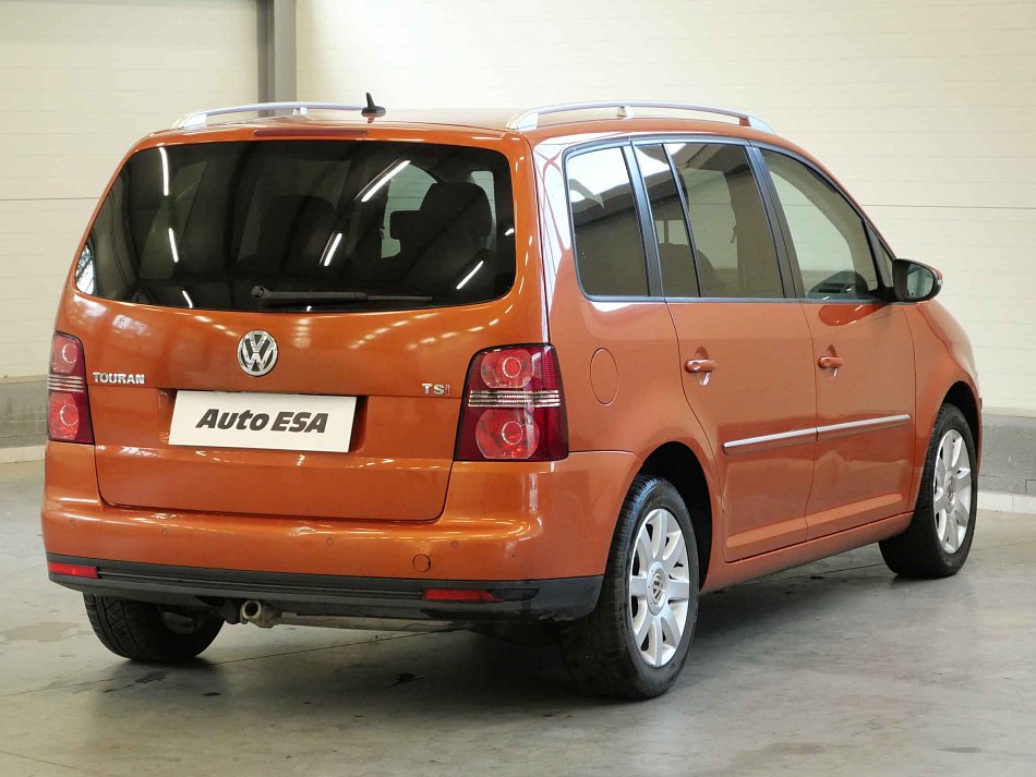 Volkswagen Touran 1.4 TSI 