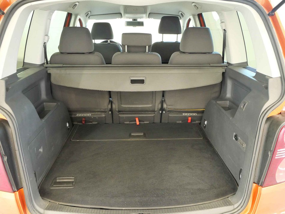 Volkswagen Touran 1.4 TSI 