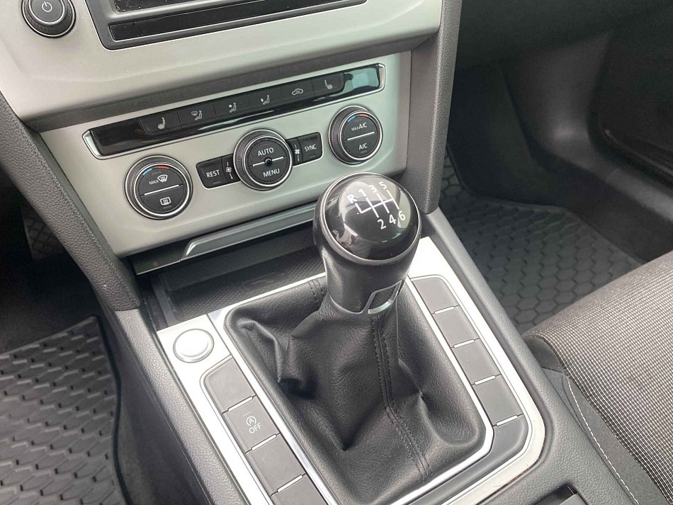 Volkswagen Passat 1.4TSi 