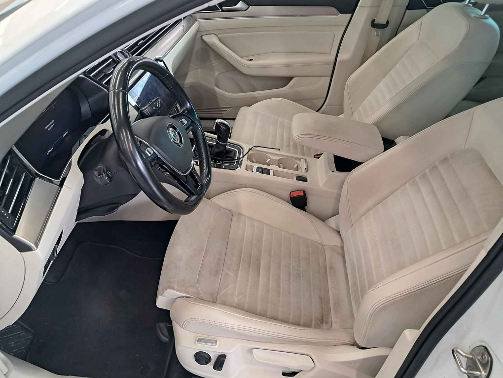 Volkswagen Passat 2.0TDi 