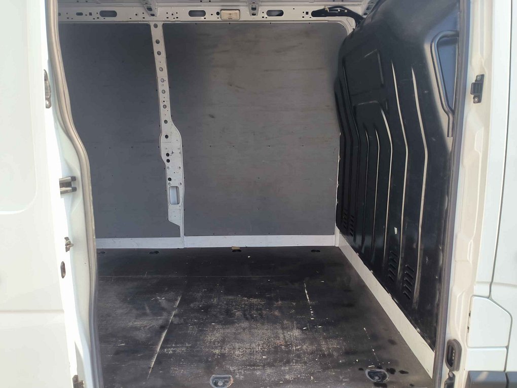 Renault Master 2.3dCi Cool L3H2