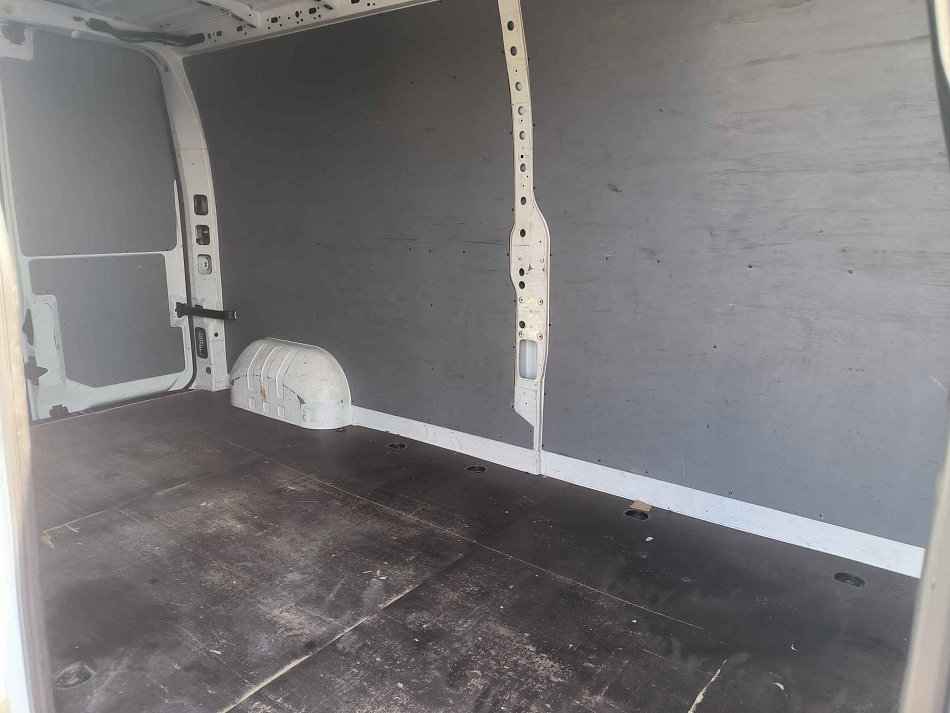 Renault Master 2.3dCi Cool L3H2