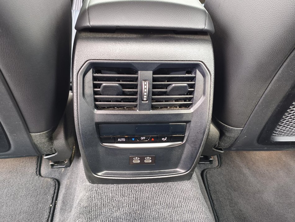 BMW Řada 3 2.0i  advantge