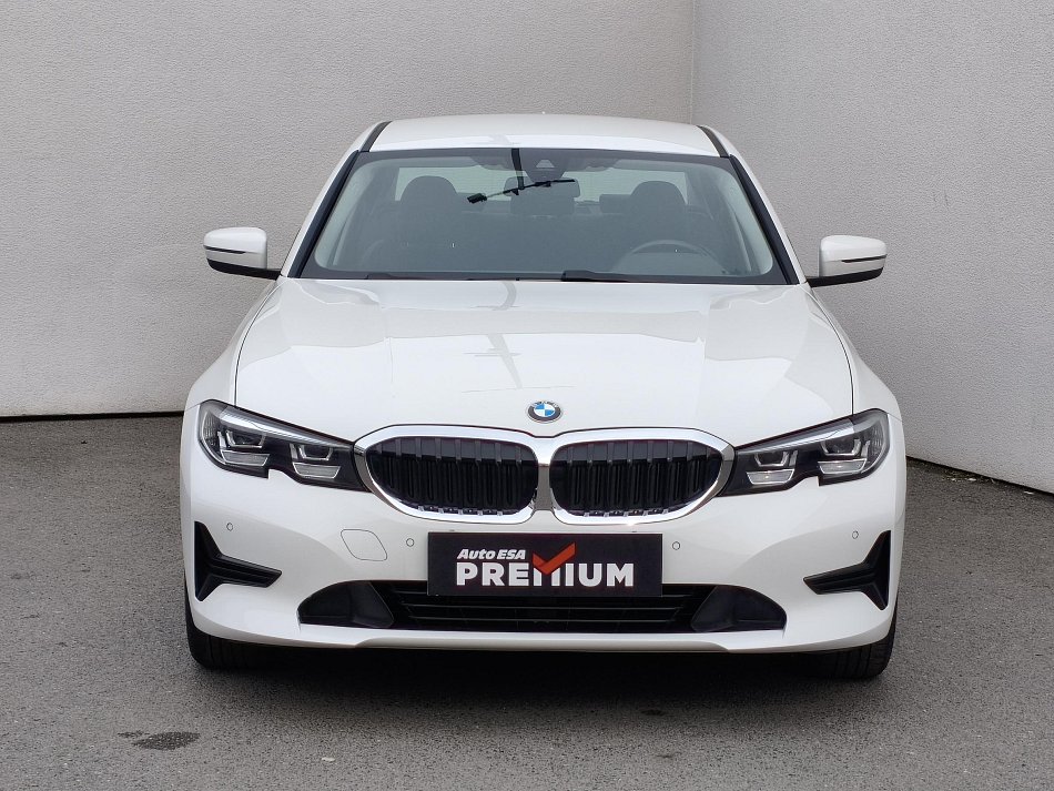 BMW Řada 3 2.0i  advantge