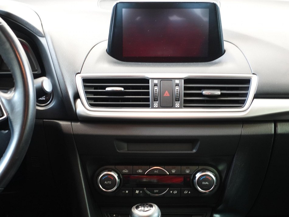 Mazda 3 2.0i Sport